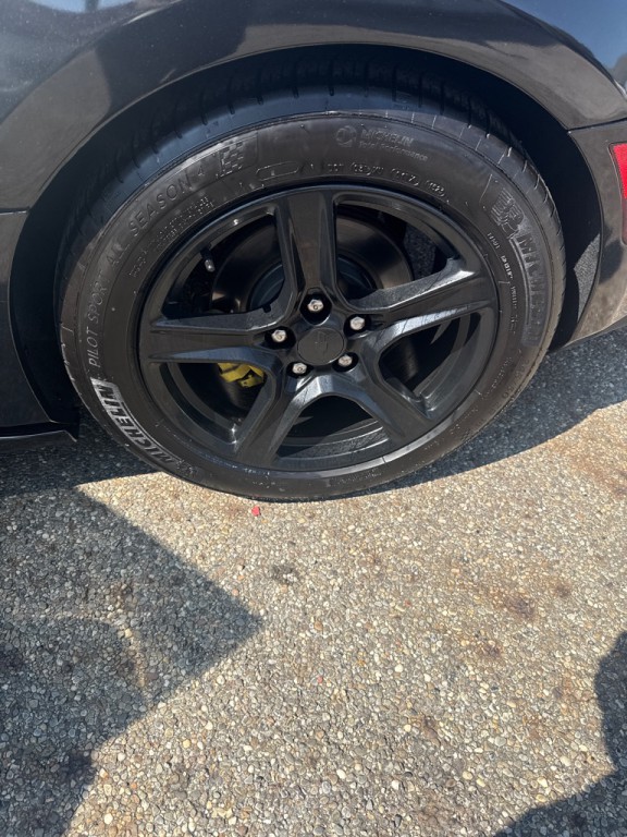 2019 Chevrolet Camaro Image 17