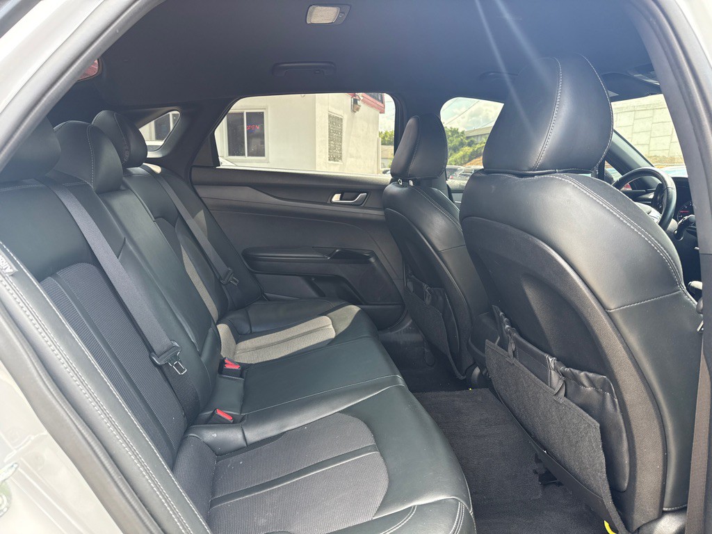 2022 Kia K5 Image 13