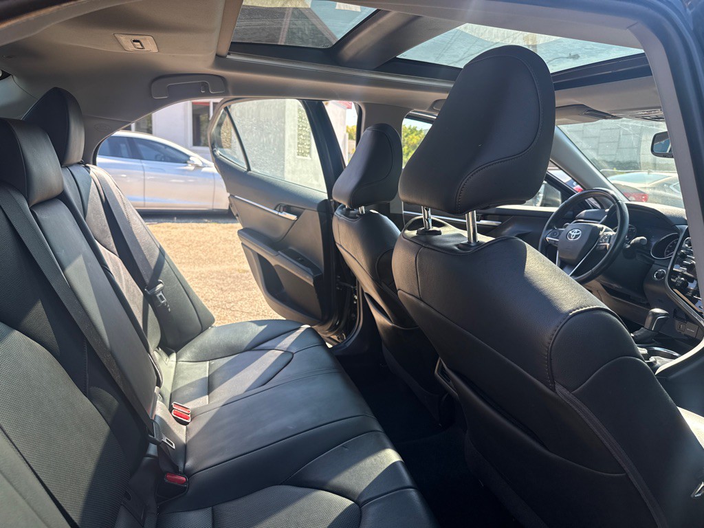 2020 Toyota Camry Image 12