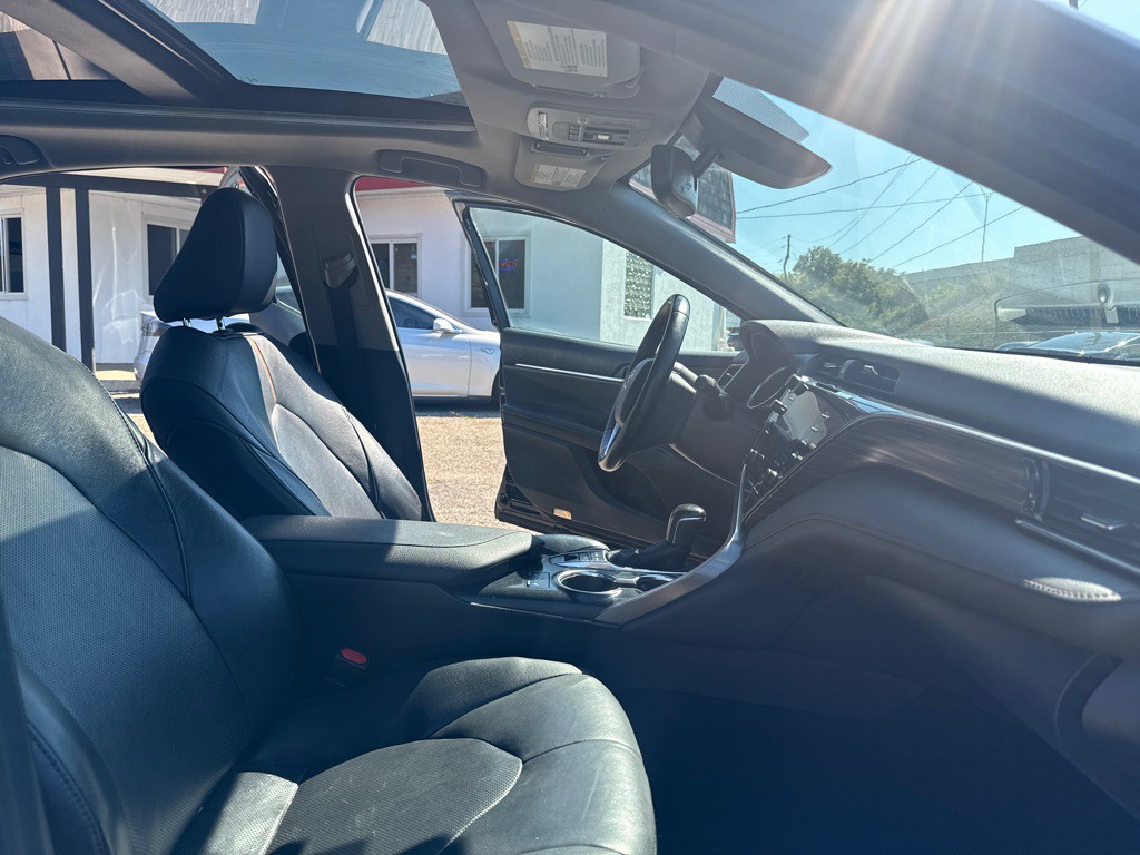 2020 Toyota Camry Image 13