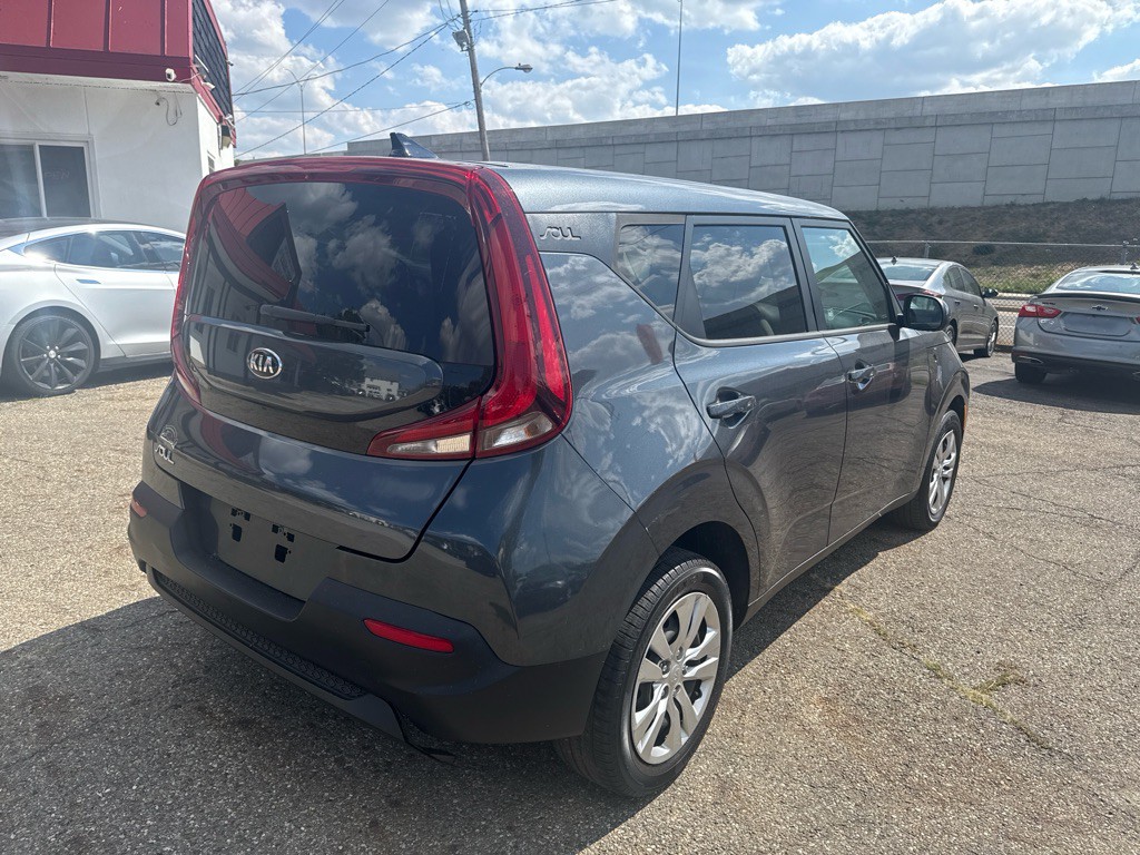 2021 Kia Soul Image 4