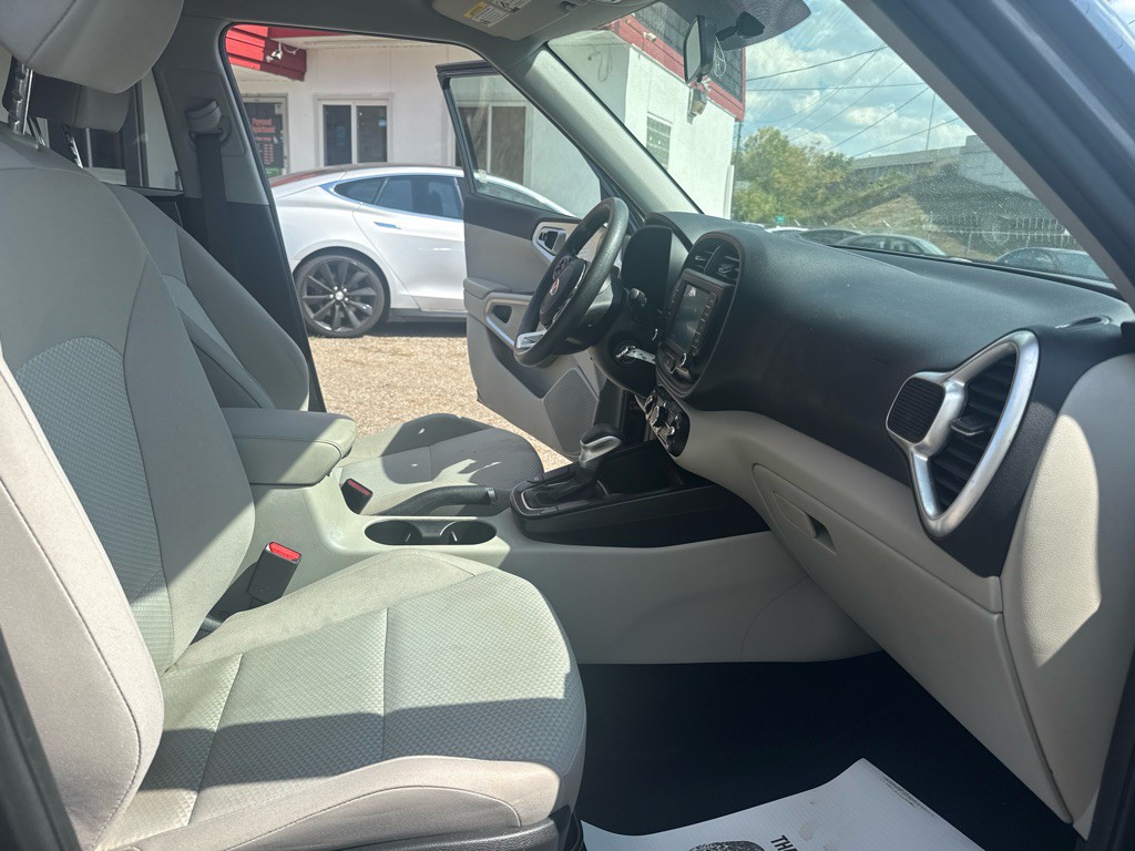 2021 Kia Soul Image 10
