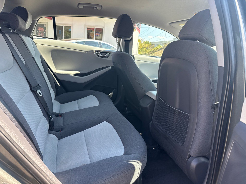 2020 Hyundai Ioniq Image 11