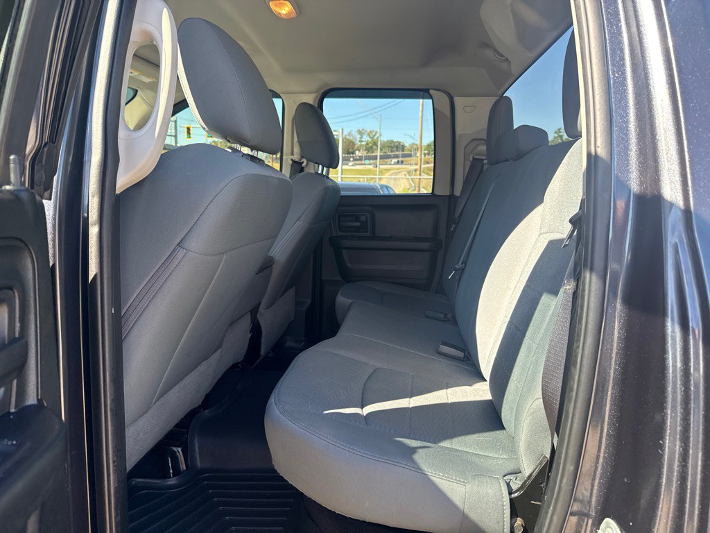 2017 RAM 1500 Image 11