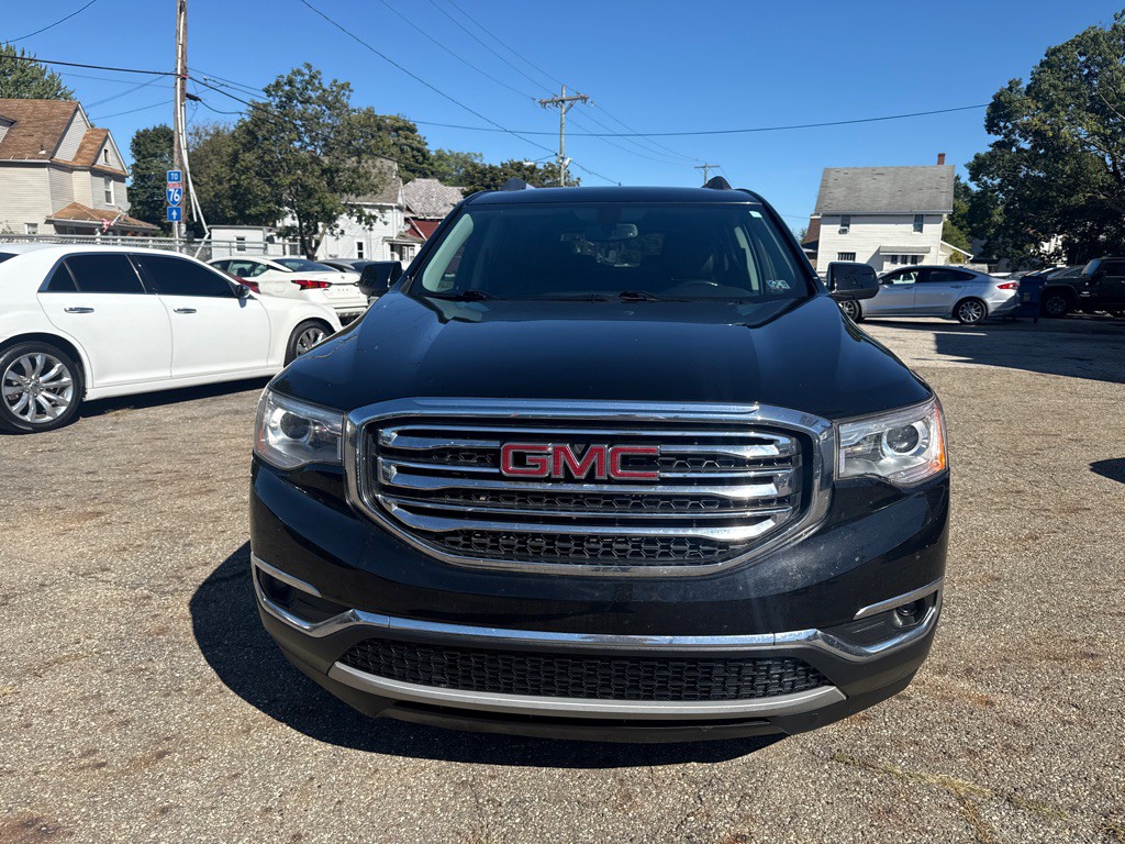 2019 GMC Acadia Image 2