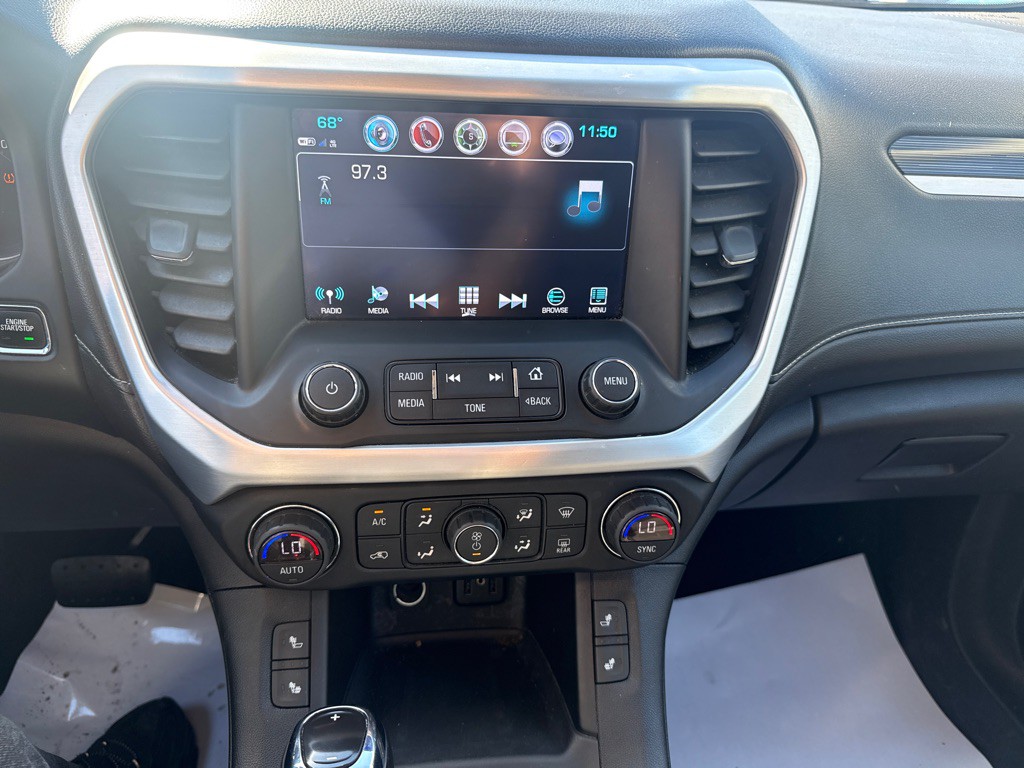 2019 GMC Acadia Image 9