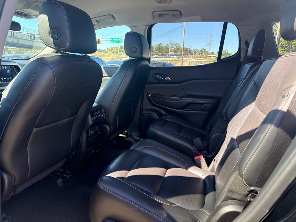 2019 GMC Acadia Image 12
