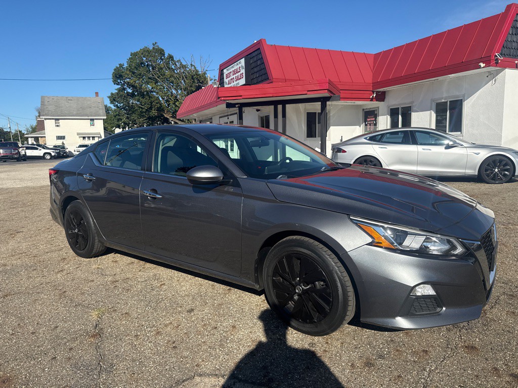 2019 Nissan Altima Image 3