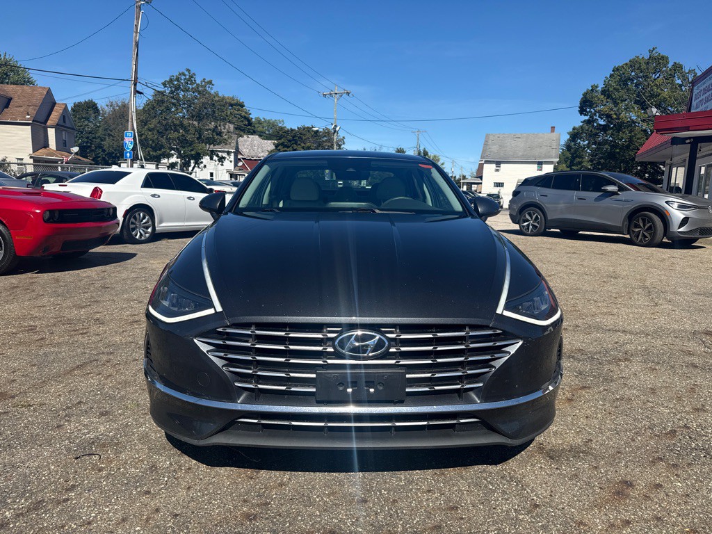 2021 Hyundai Sonata Image 2