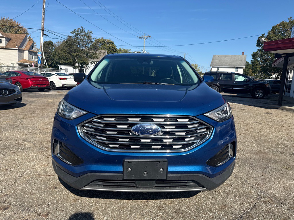 2022 Ford Edge Image 2
