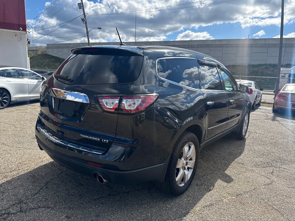 2014 Chevrolet Traverse Image 4