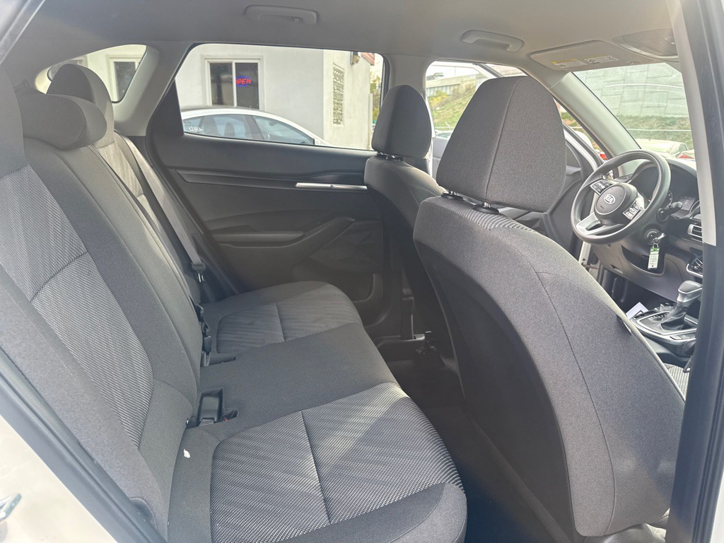 2021 Kia Seltos Image 11