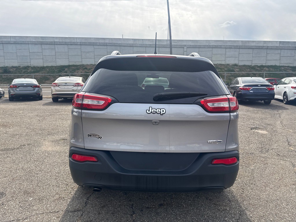 2018 Jeep Cherokee Image 5