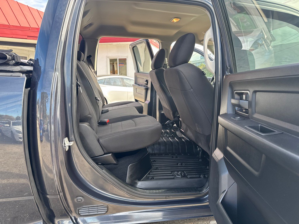 2020 RAM 1500 Image 12