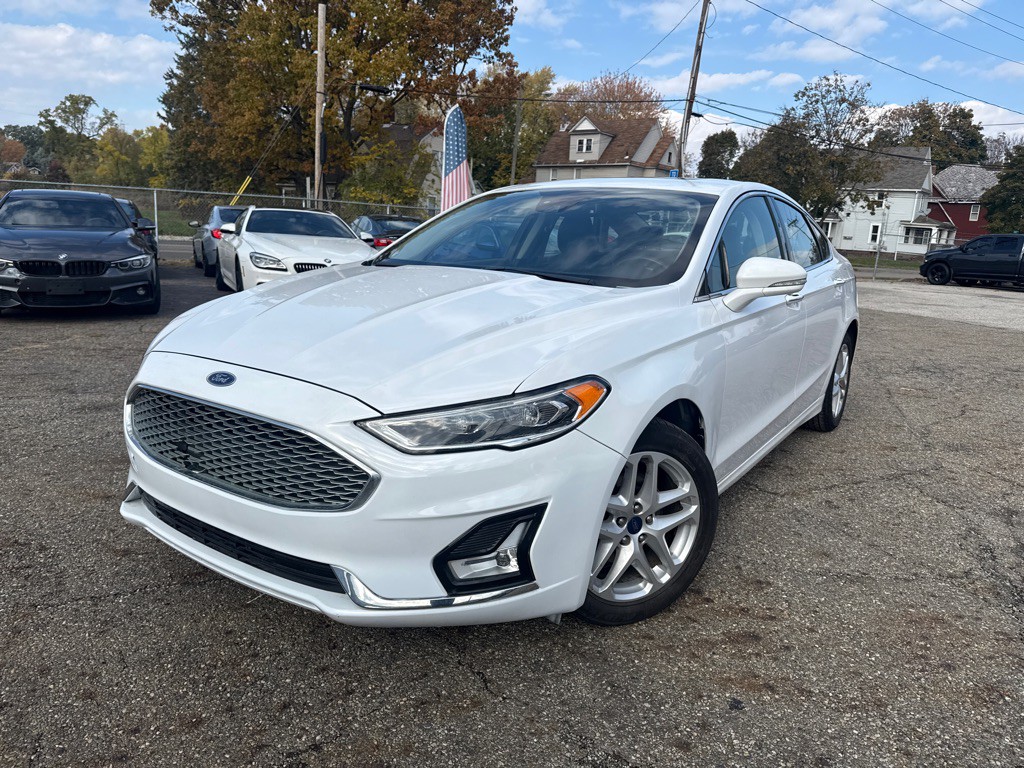 2019 Ford Fusion Image 1