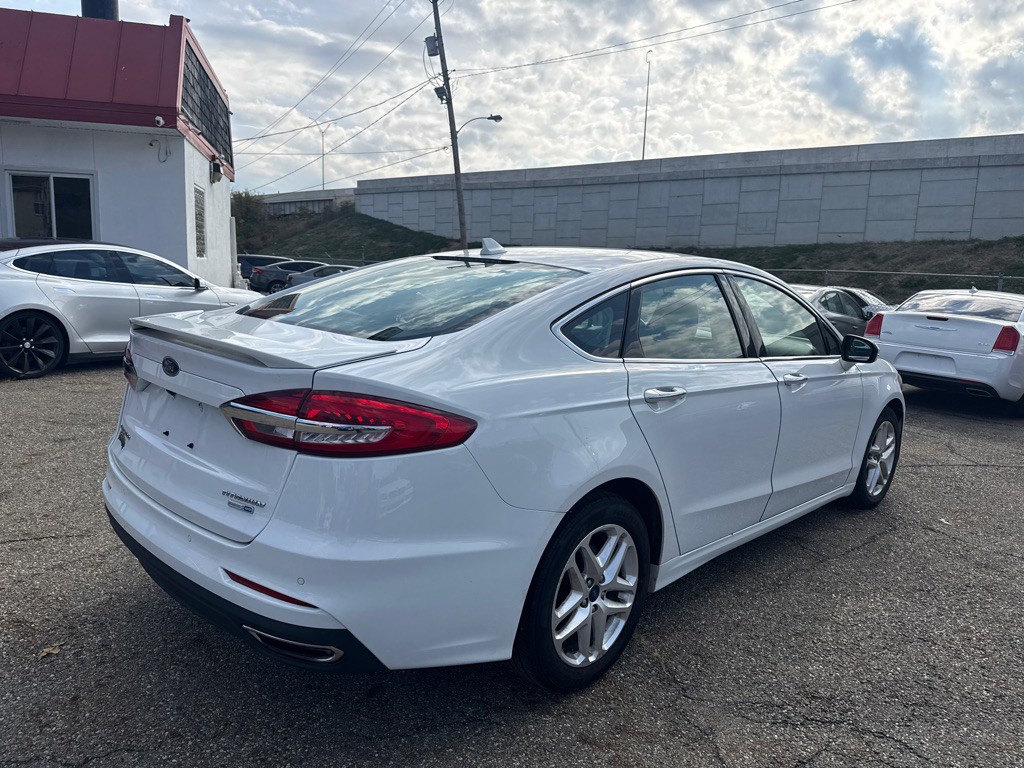2019 Ford Fusion Image 4