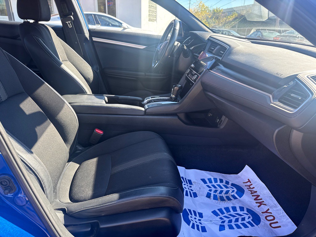 2019 Honda Civic Image 12