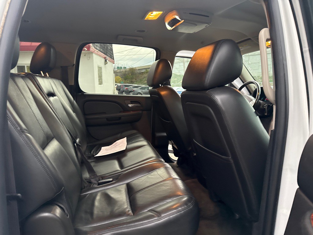 2014 GMC Yukon Image 16