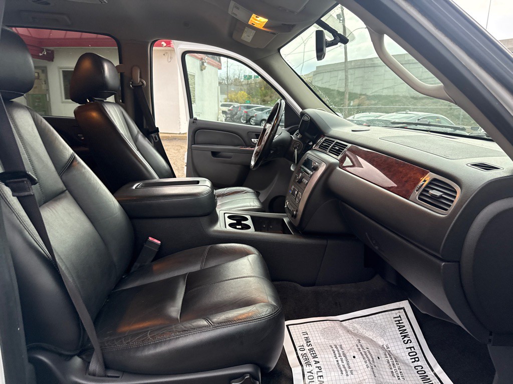 2014 GMC Yukon Image 17