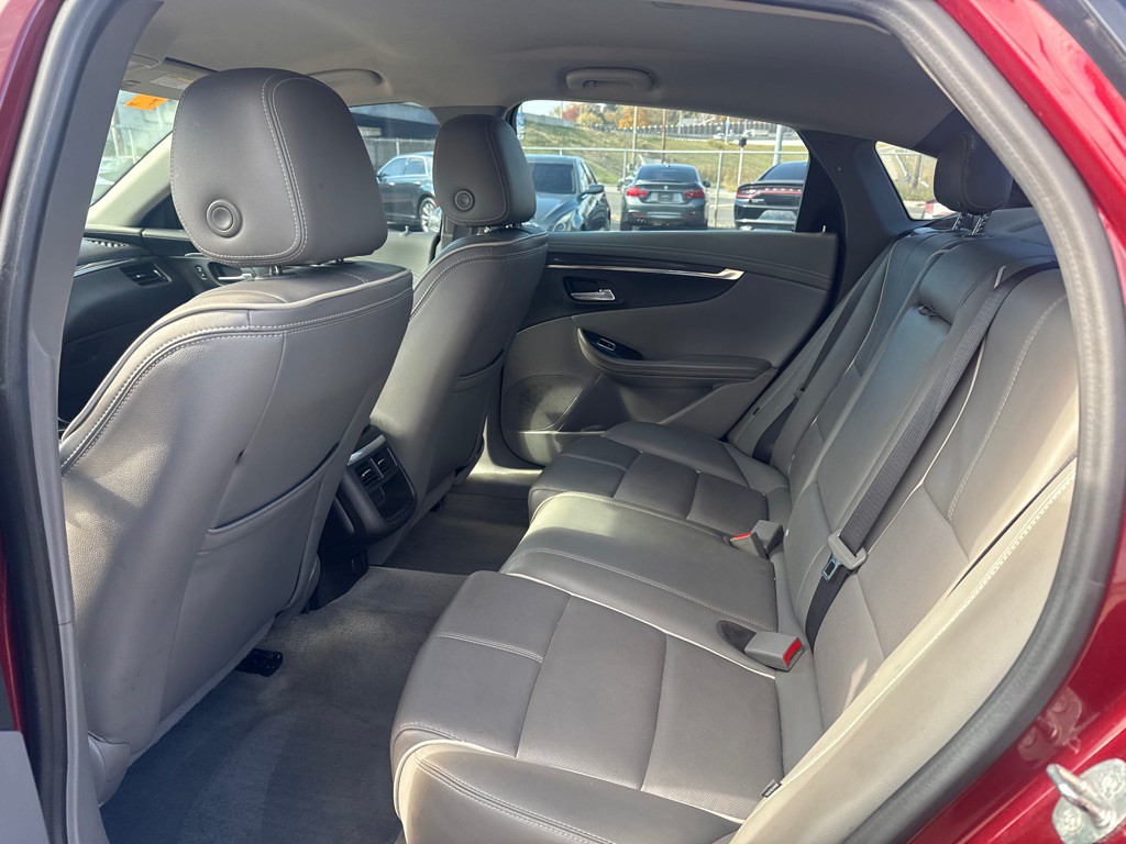 2017 Chevrolet Impala Image 11