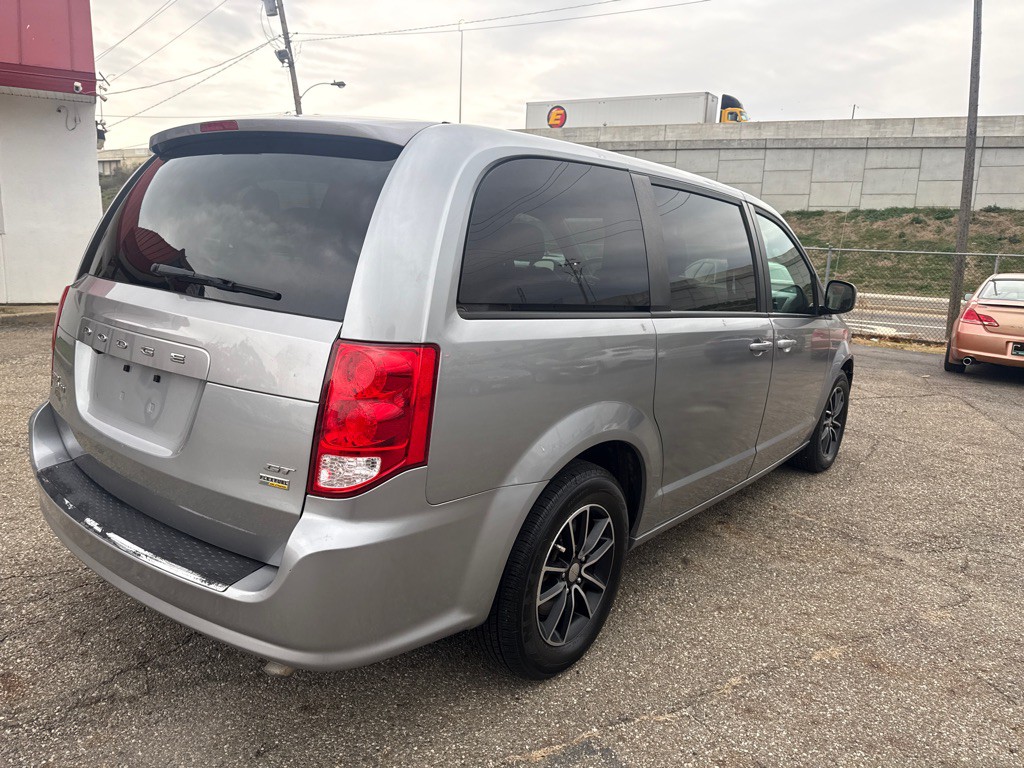 2019 Dodge Grand Caravan Image 4