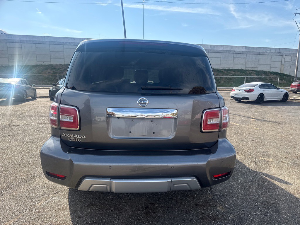 2018 Nissan Armada Image 5