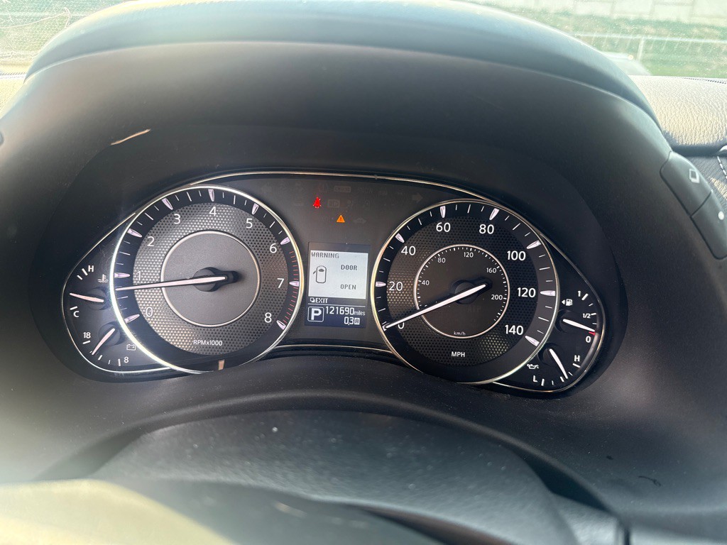 2018 Nissan Armada Image 10