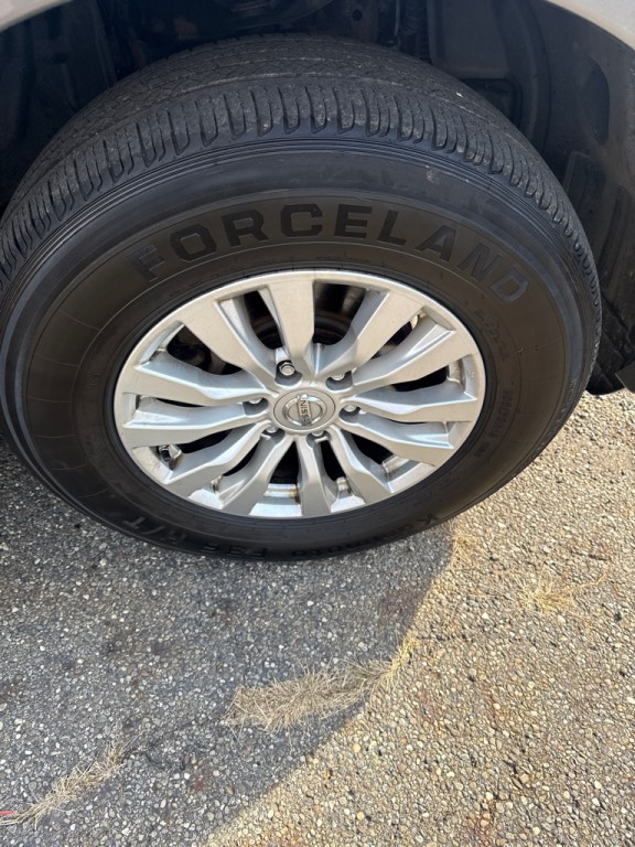 2018 Nissan Armada Image 17