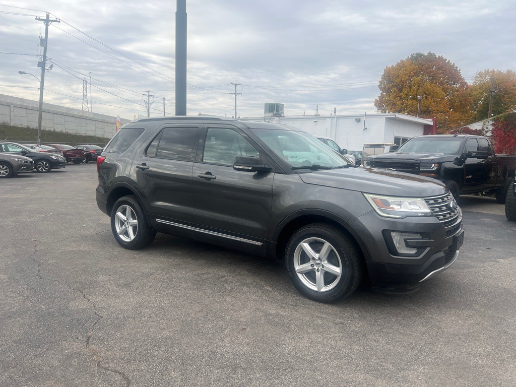2016 Ford Explorer Image 3