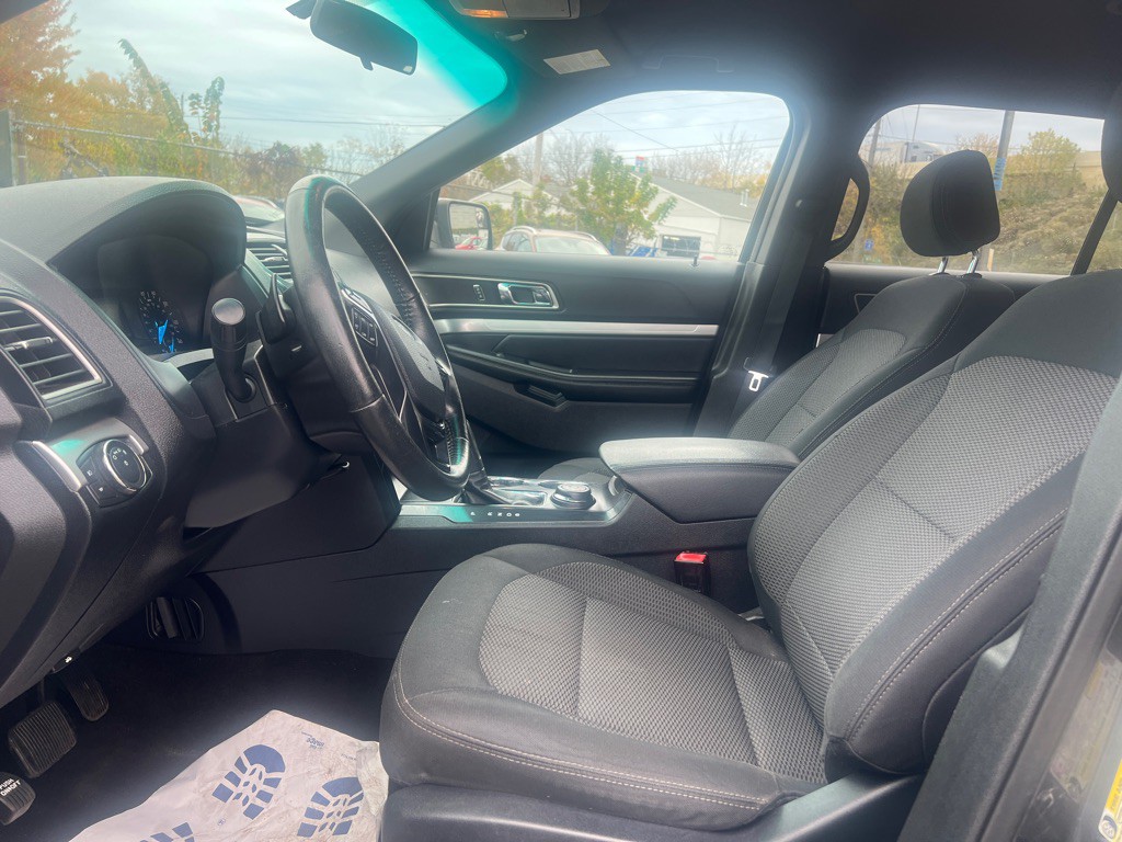 2016 Ford Explorer Image 6