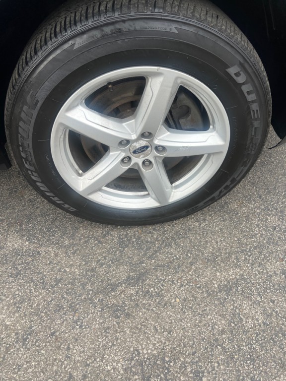 2016 Ford Explorer Image 13