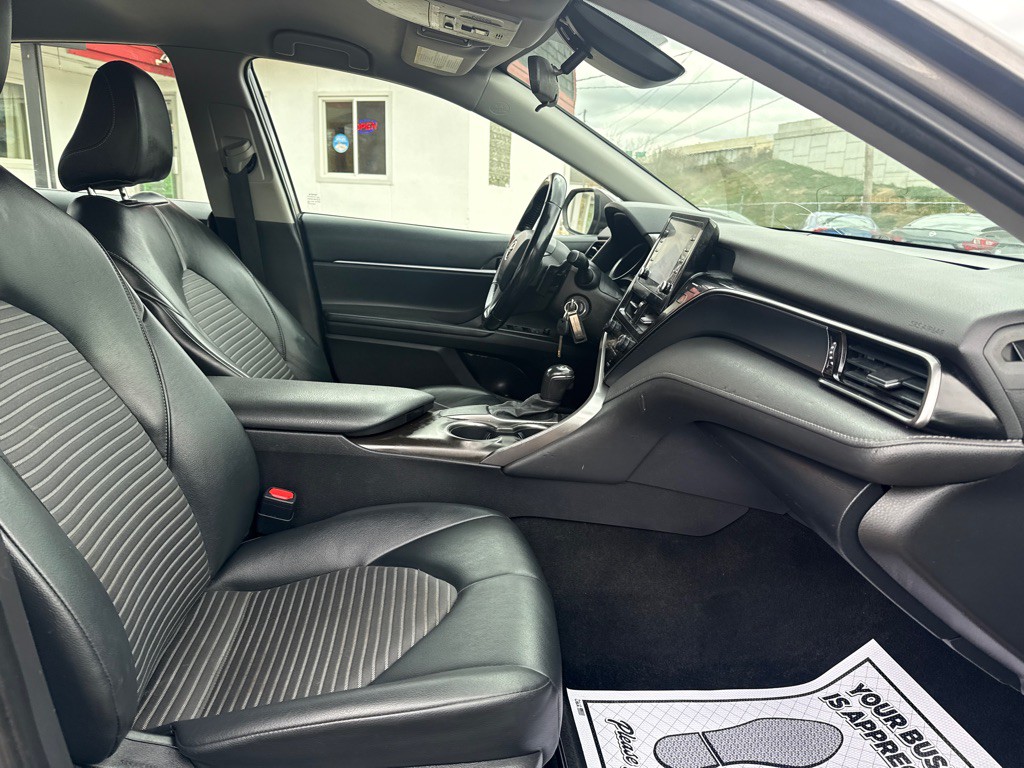 2021 Toyota Camry Image 12