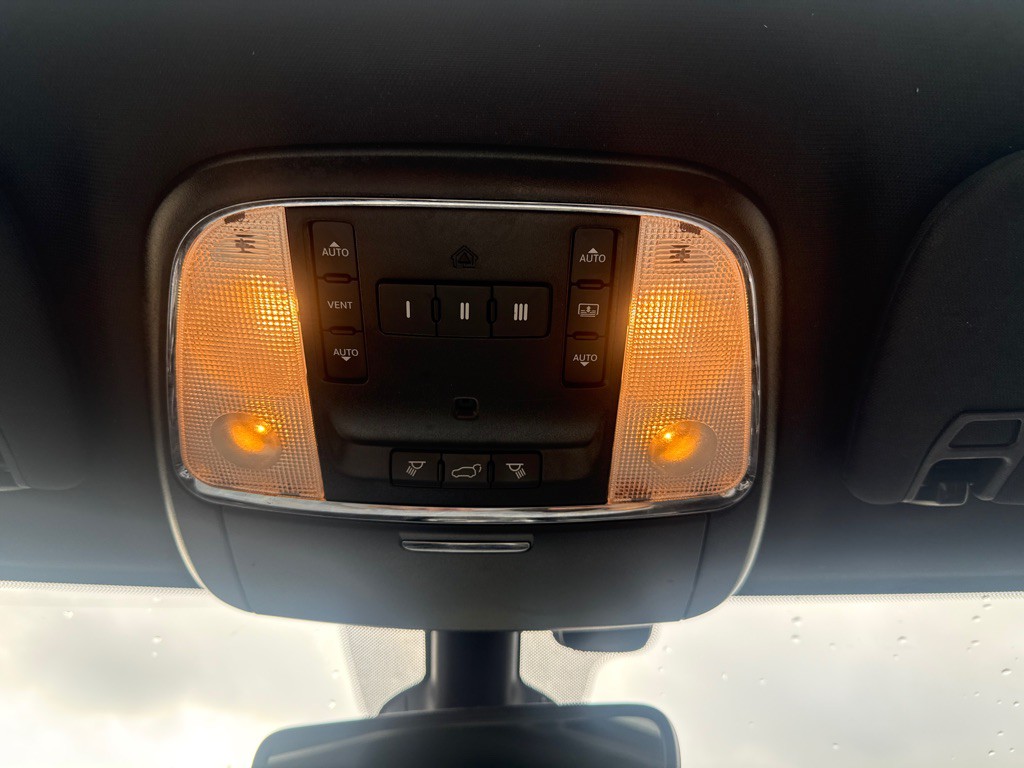 2020 Jeep Grand Cherokee Image 12