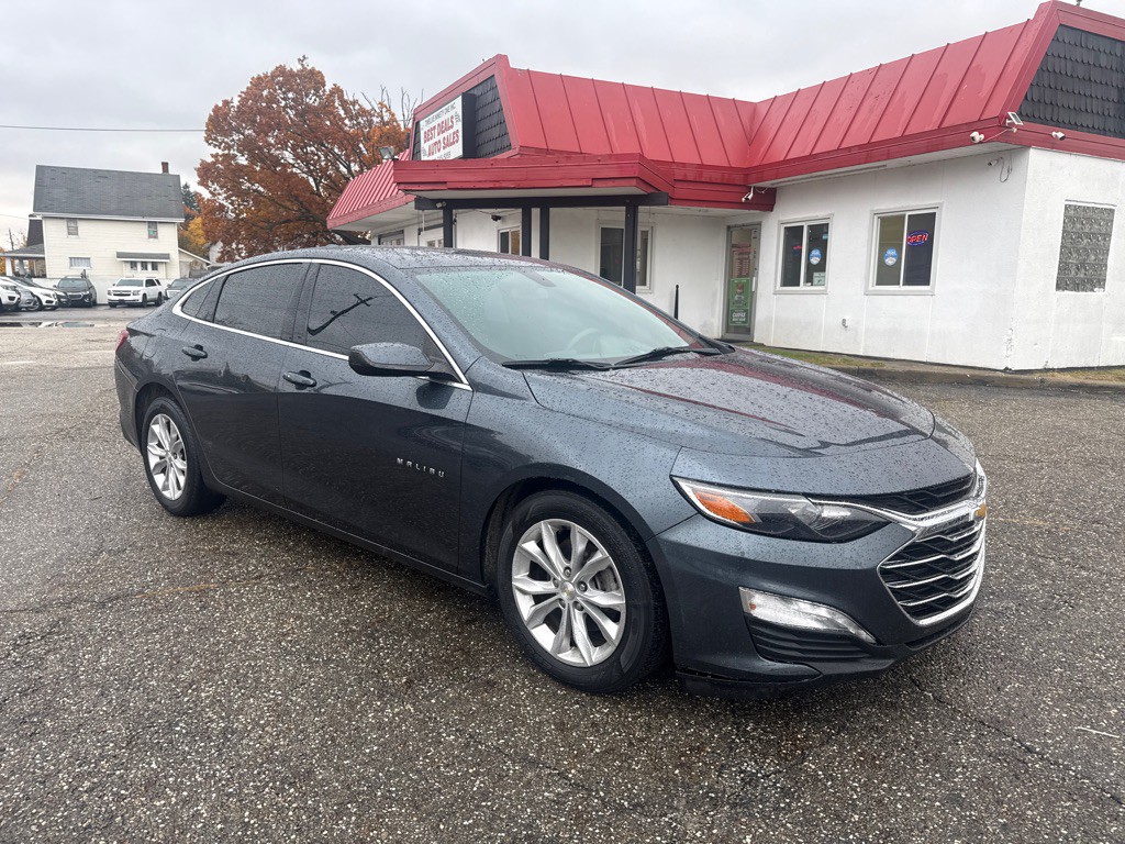 2019 Chevrolet Malibu Image 3