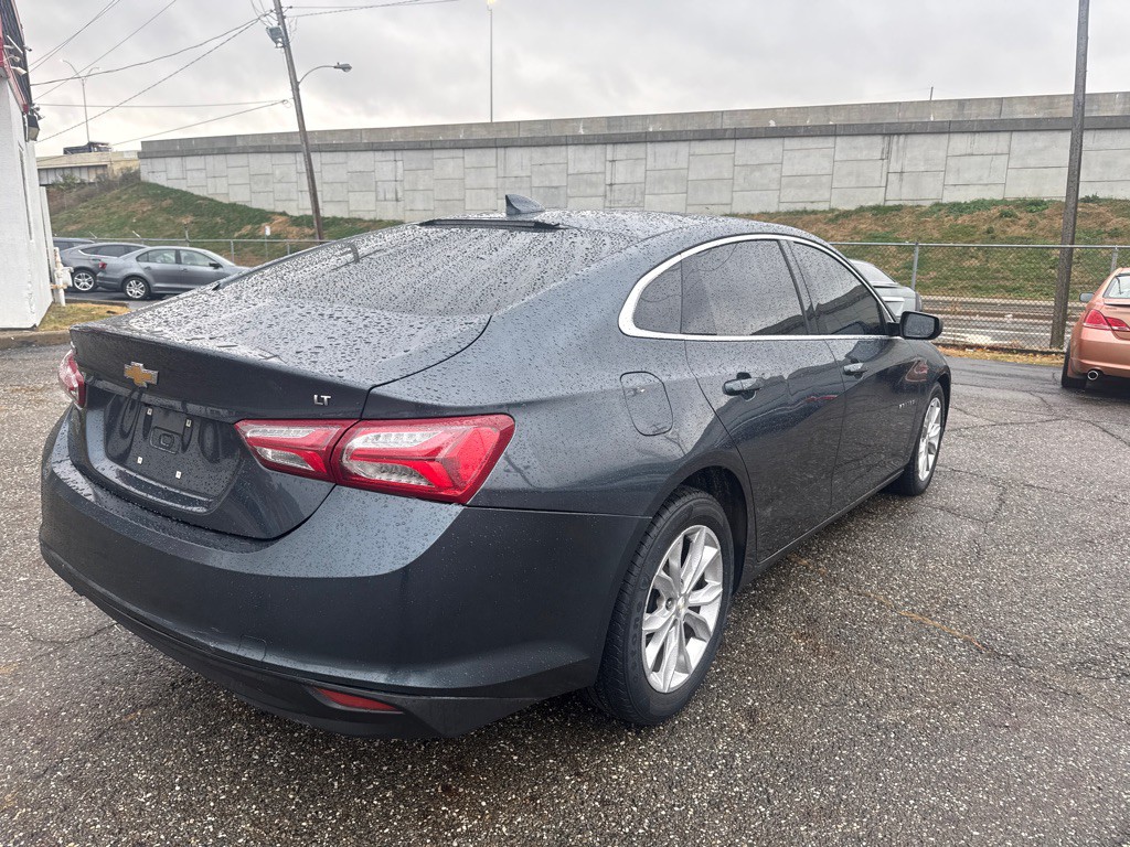 2019 Chevrolet Malibu Image 4