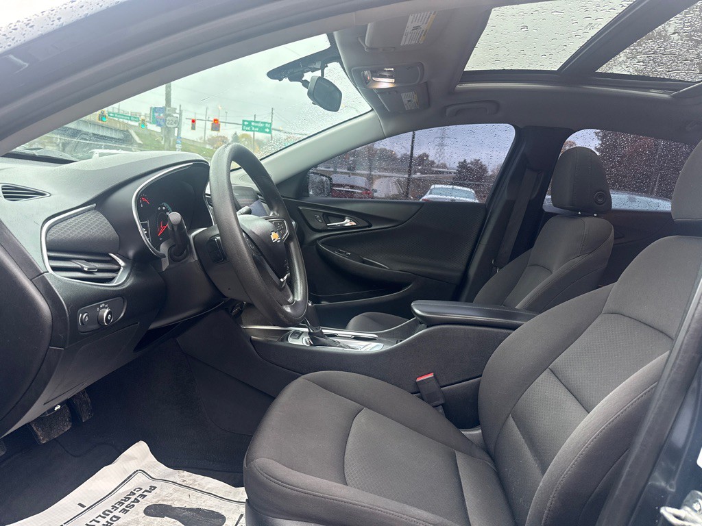 2019 Chevrolet Malibu Image 7