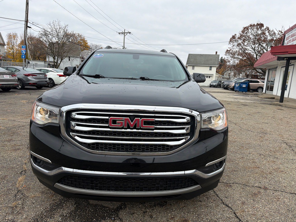 2019 GMC Acadia Image 2