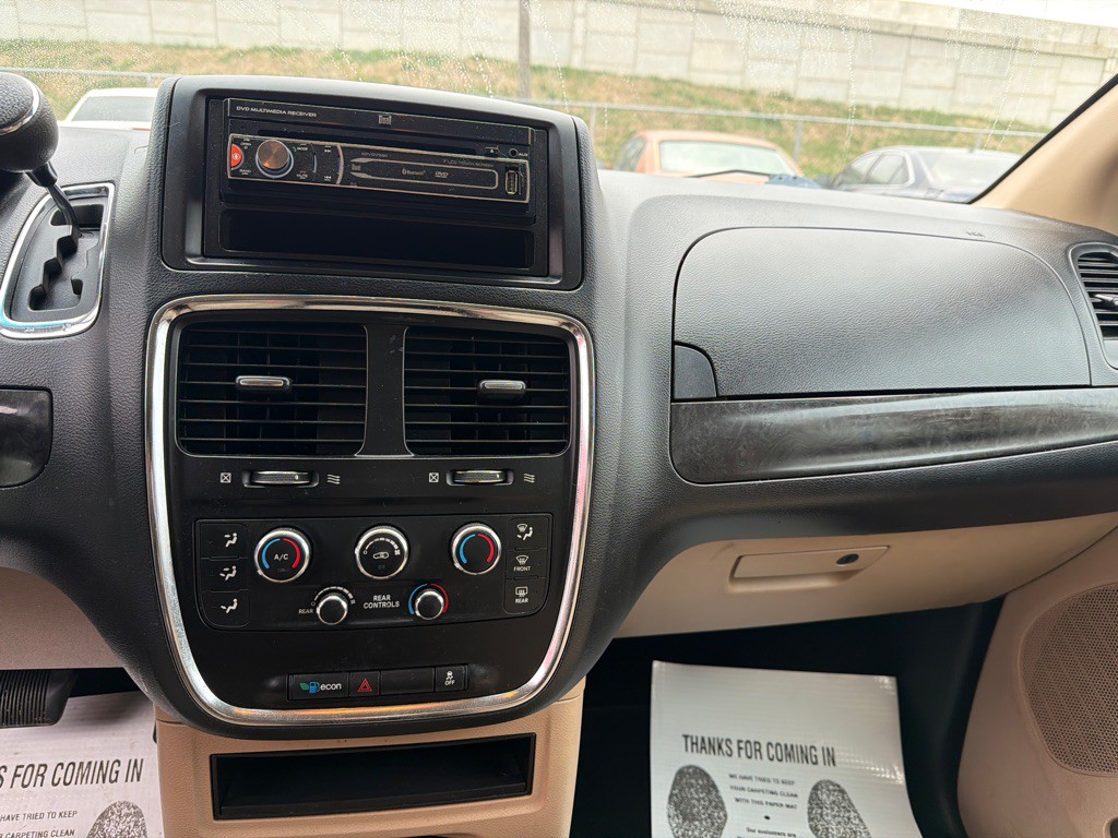 2015 Dodge Grand Caravan Image 7