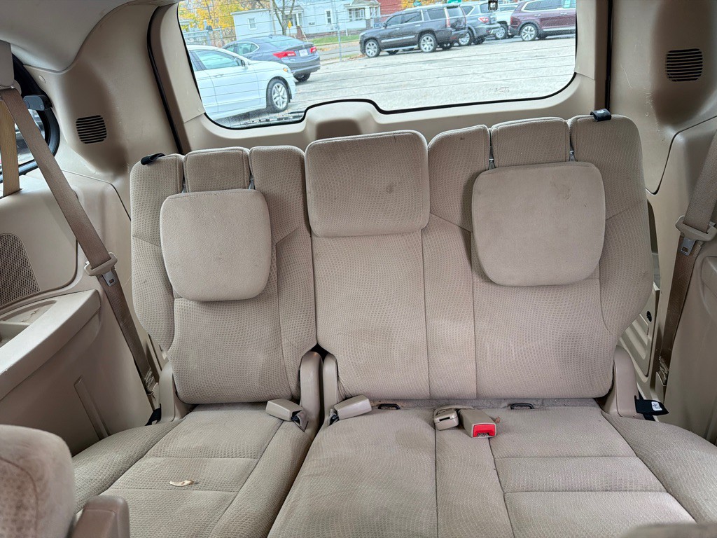 2015 Dodge Grand Caravan Image 9