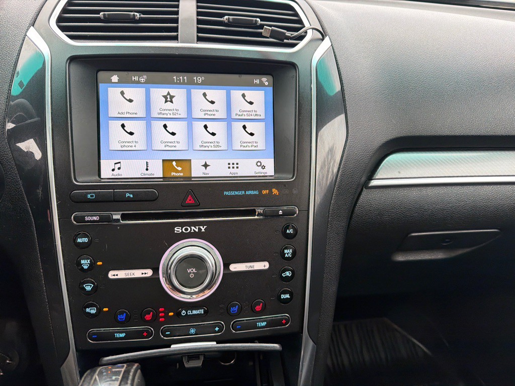 2017 Ford Explorer Image 8