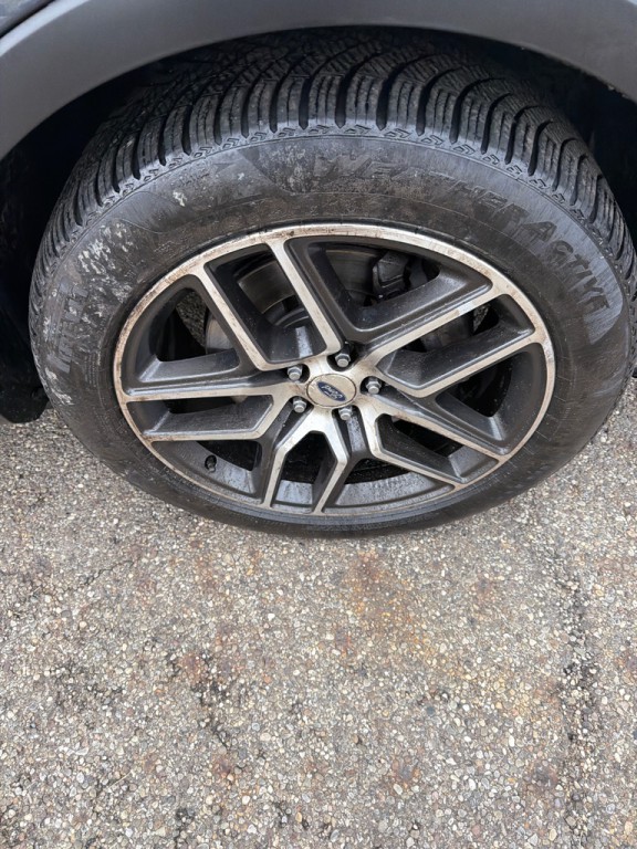 2017 Ford Explorer Image 15