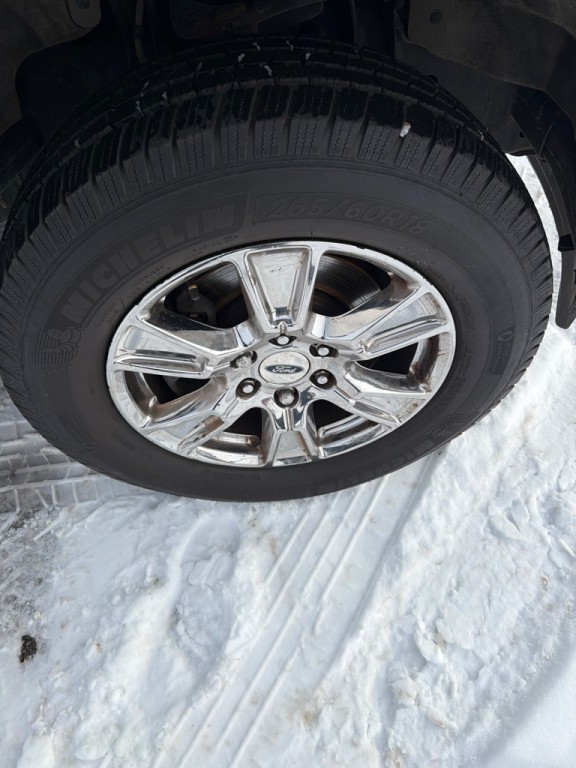 2015 Ford F-150 Image 12