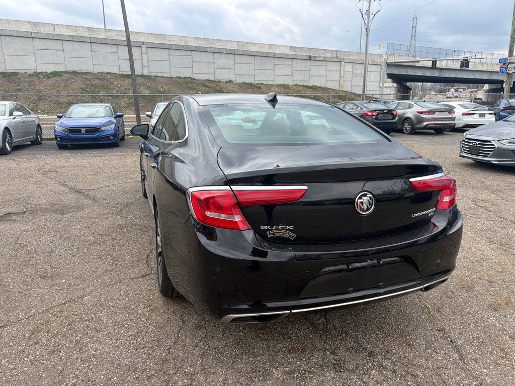 2017 Buick Lacrosse Image 5