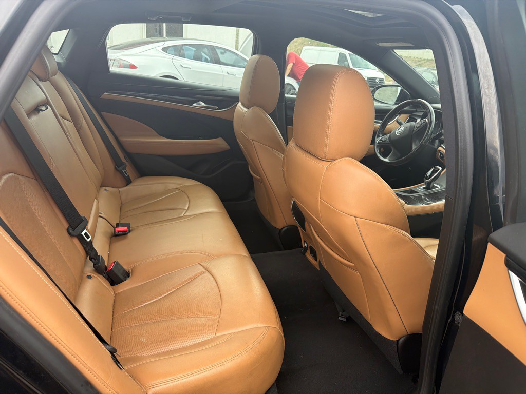 2017 Buick Lacrosse Image 9