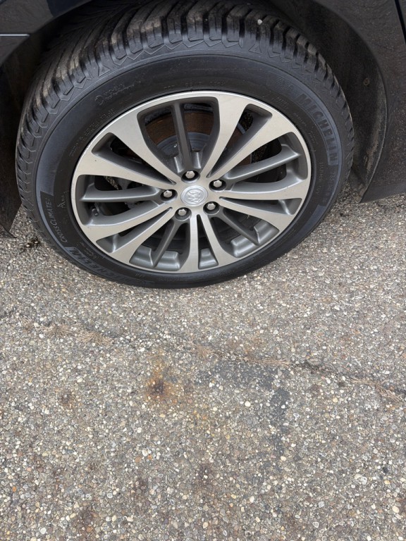 2017 Buick Lacrosse Image 12