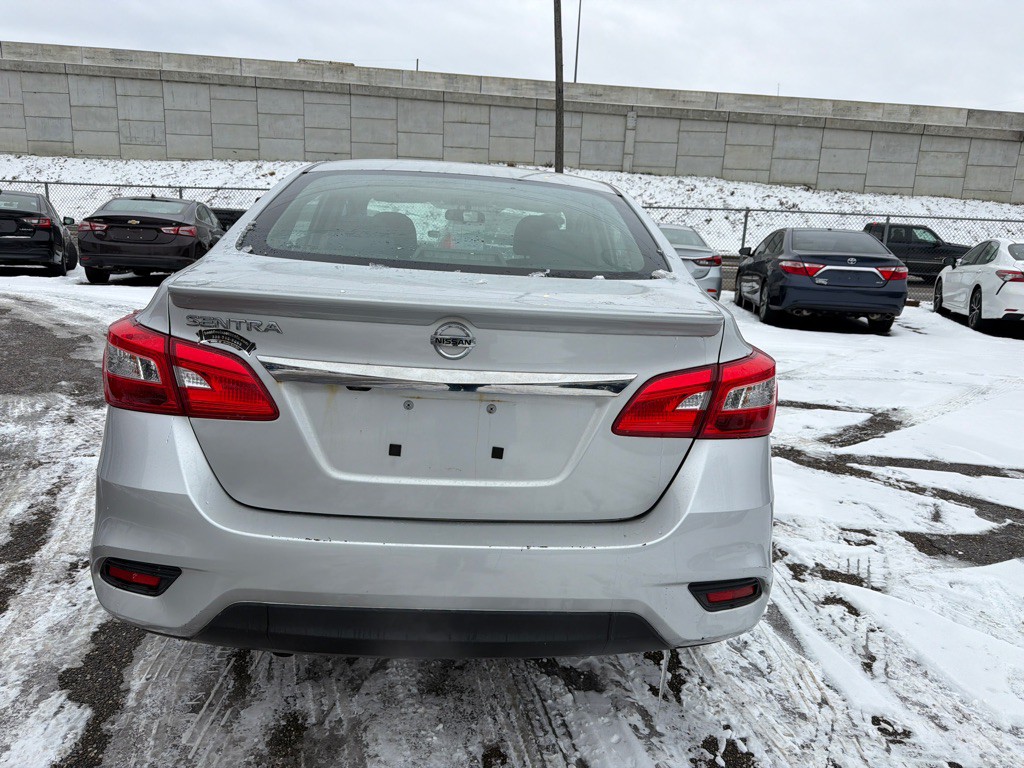 2019 Nissan Sentra Image 5