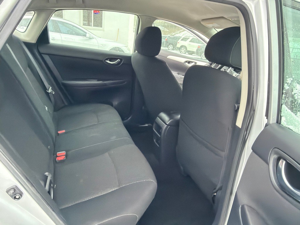 2019 Nissan Sentra Image 10