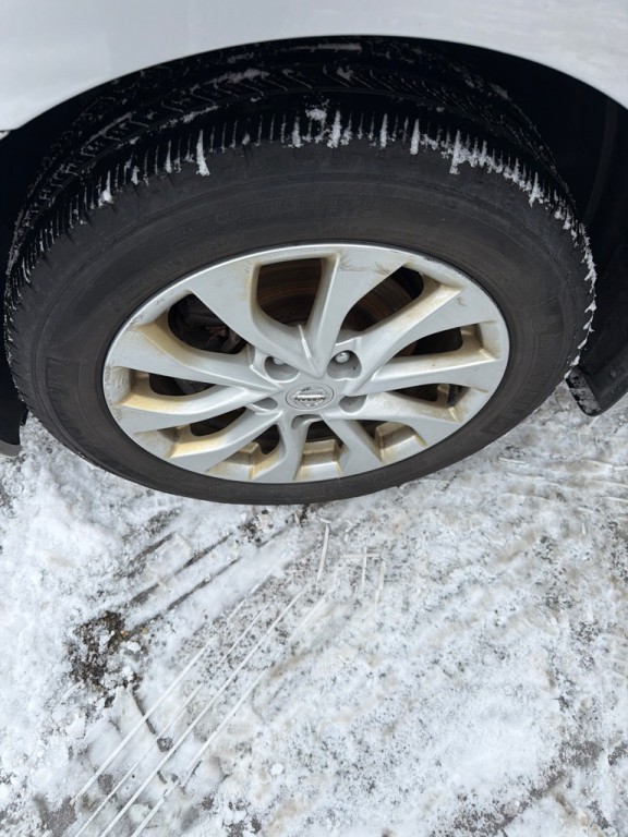 2019 Nissan Sentra Image 13