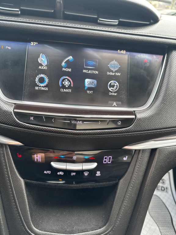 2017 Cadillac XT5 Image 9