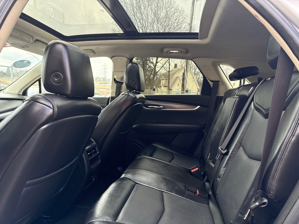 2017 Cadillac XT5 Image 13